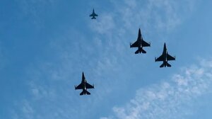 Καταδιωκτικά των ΗΠΑ αναχαίτισαν στρατιωτικά αεροσκάφη της Ρωσίας κοντά στην Αλάσκα