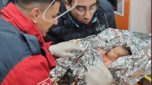 Σεισμός: Πού θα αναζητήσουν πρώτα επιζώντες οι διασώστες και πότε θα εγκαταλείψουν τις προσπάθειες