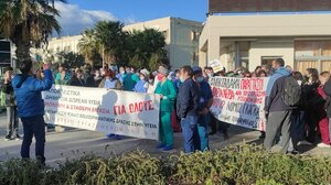 Ξεσηκωμός από τους υγειονομικούς στην Κρήτη - Κάλεσμα σε νέο συλλαλητήριο