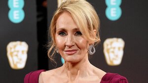 Η εξομολόγηση της Τζ. Κ. Ρόουλινγκ για τον βίαιο σύζυγο και τα χειρόγραφα του "Χάρι Πότερ"