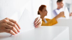 Δημοσκόπηση GPO: Στις 4,9 μονάδες ανέβηκε η διαφορά ΝΔ - ΣΥΡΙΖΑ