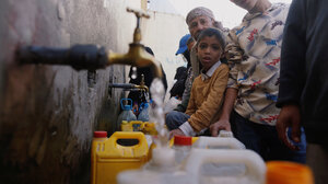 Χίλια παιδιά πεθαίνουν κάθε μέρα σε όλο τον κόσμο επειδή ήπιαν μολυσμένο νερό