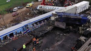 Τέμπη: Πώς θα γίνει η επανεκκίνηση του σιδηροδρόμου