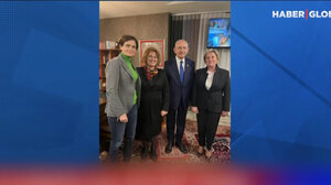 Τουρκία: Σάλος με τον Κιλιντσάρογλου – Πάτησε με παπούτσια σε χαλάκι προσευχής