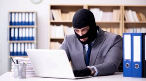 Προσοχή: νέα απάτη με... σφραγίδα της ΕΛΑΣ σκαρφίστηκαν οι επιτήδειοι