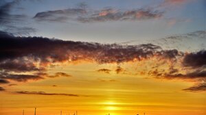 "Μύρισε" Άνοιξη ... και στα χρώματα της Ανατολής