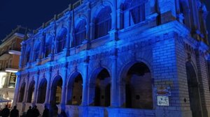 Στα μπλε η Λότζια το Σάββατο 29 Απριλίου 2023 για τα παιδιά με σοβαρές ασθένειες