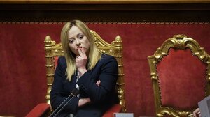 Ιταλία: Ο «έλεγχος» εξαμήνου της Τζόρτζια Μελόνι
