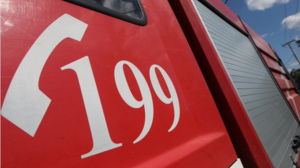 Υπό έλεγχο τέθηκε πυρκαγιά σε εγκαταλελειμμένο κτίριο στο Μεταξουργείο 