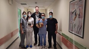 Πασχαλινές ευχές στους υγειονομικούς