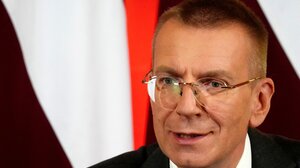 Τον πρώτο ανοιχτά γκέι αρχηγό κράτους της ΕΕ εξέλεξε η Λετονία