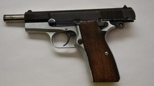 Ομοσπονδιακός δικαστής ακύρωσε νόμο που απαγόρευε την πώληση πυροβόλων όπλων σε κάτω των 21 ετών