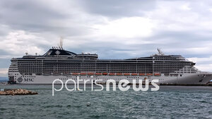 «Εγκλωβισμένο» κρουαζιερόπλοιο λόγω ισχυρών ανέμων