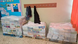 Των φρονίμων τα παιδιά ... στέλνουν τα βιβλία από το Μάιο!