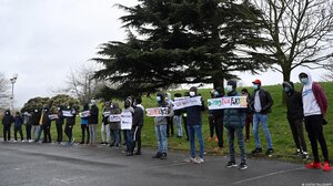 Βρετανική καμπάνια για μετανάστες: «Μην έρχεστε»!