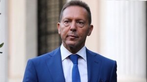 Στουρνάρας: Κίνδυνος στασιμοπληθωρισμού εξαιτίας των εξελίξεων στη Μ. Ανατολή