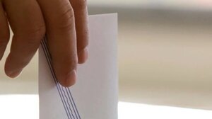 Η περιπέτεια μίας ψηφοφόρου 86 ετών που δεν μπόρεσε να ψηφίσει... "Αυτοί έχασαν" είπε