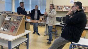 Γ.Αλεξάκης: Τεχνίτες και τεχνικοί ειδικεύονται ... μετ' εμποδίων