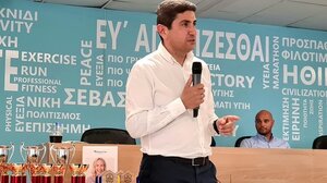 Η ΚΟΕ τίμησε τον Λ. Αυγενάκη, η αθλητική οικογένεια αναγνωρίζει το έργο του