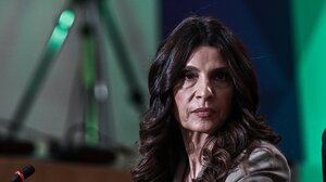 Όθων φεύγει ... Πόπη έρχεται;