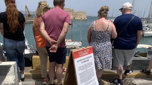 Υπαίθριο... "στούντιο" το λιμάνι του Ηρακλείου!