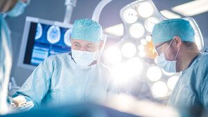 Δυο μήνες ακόμη θα μείνουν στο ΕΣΥ 92 γιατροί υπό συνταξιοδότηση