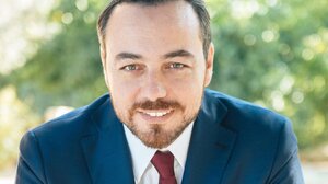 Συντάξεις: Δέσμευση στον Φρ. Παρασύρη για δορθώσεις στην εισφορά αλληλεγγύης και την προσωπική διαφορά