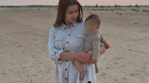 Πατέρας Καρολάιν: Δεν θα επιτρέψω ποτέ στην εγγονή μου, να έρθει στην Ελλάδα