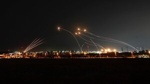 Διεθνής Αμνηστία: Πιθανά «εγκλήματα πολέμου» στη διάρκεια του «πολέμου των πέντε ημερών» τον Μάϊο