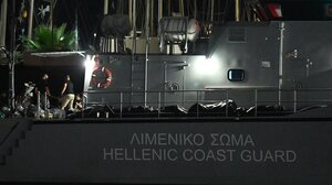 Ναυάγιο στην Πύλο: Ολονύχτιες οι έρευνες - Συγκλονίζουν οι μαρτυρίες