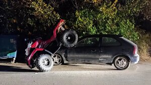 Η γουρούνα "ανέβηκε" στο αυτοκίνητο - Τροχαίο στα Χανιά