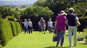 Λίγα κιλά παραπάνω είναι καλύτερα όσο περνούν τα χρόνια