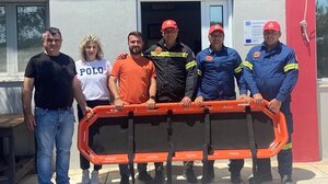 Ειδικό φορείο για μεταφορά τραυματιών δόθηκε στο Πυροσβεστικό κλιμάκιο Μοιρών