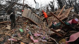 Τουλάχιστον 20 νεκροί και 900 εκτοπισμένοι από κατολίσθηση στην Κίνα - Στους 24 οι αγνοούμενοι