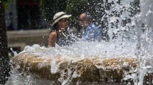 Καύσωνας "Κλέων": Νέο έκτακτο δελτίο της ΕΜΥ - Πού θα φτάσει τους 46 βαθμούς ο υδράργυρος