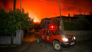 Καλύτερη η εικόνα στα μέτωπα των πυρκαγιών