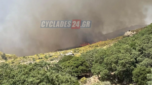 Φουντώνει η φωτιά στη Νάξο - Ενισχύσεις από την Αθήνα