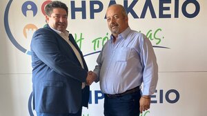 Στο πλευρό του Μιχάλη Καραμαλάκη ο Λευτέρης Πετράκης