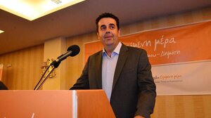 Ναύπλιο: Ο δήμαρχος άφηνε περιττώματα στην εξώπορτα του αντιπάλου του