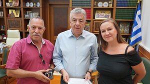 Κινητοποίηση φωτογράφων και στην Κρήτη, με φόντο τις ταυτότητες