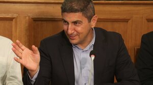 Αυγενάκης σε αγρότες: Δεν είστε μόνοι. Η κυβέρνηση είναι στο πλευρό σας με πράξεις- Υπηρετούμε το σύνολο των παραγωγών