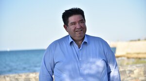 Νέες υποψηφιότητες ανακοινώνει ο Μιχάλης Καραμαλάκης