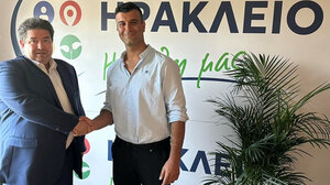 Ο Κώστας Βουλγαρίδης μαζί με τον Μιχάλη Καραμαλάκη