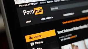 Καταρρέει και αλλάζει