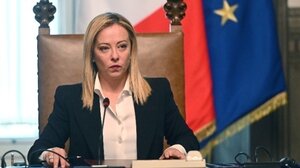 Συνεχίζει να ταλαιπωρείται από τη γρίπη η Μελόνι