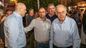 Ο σπουδαίος γιατρός στο πλευρό της Μαρίας Καναβάκη 