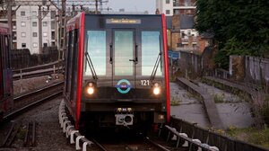 Σύγκρουση συρμών σε σιδηροδρομικό σταθμό στη Σκωτία - Δύο σοβαρά τραυματίες