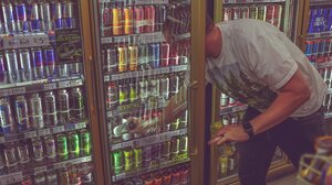 Προβληματισμός σε γονείς και εκπαιδευτικούς για τα ενεργειακά ποτά!