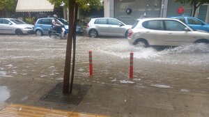 Η ΕΛ.ΑΣ προειδοποιεί για την επικείμενη κακοκαιρία: «Να είστε ιδιαίτερα προσεκτικοί»