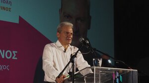 Εγκαίνια, χθες, στο εκλογικό κέντρο του Αλέξη Καλοκαιρινού